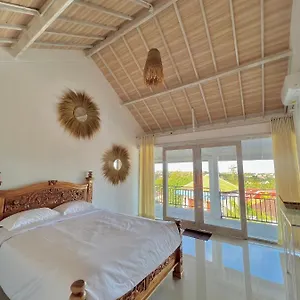 https://foura-house-bali.hotelsseminyak.net