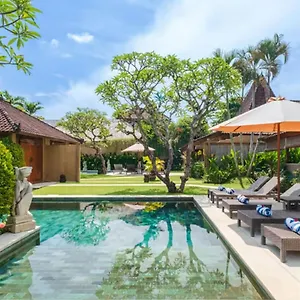 Bali Dyana Villa Seminyak